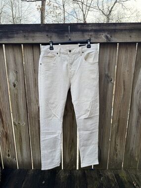 Vince Jeans Straight Leg Natural Wash Style DM259-2376 Cream size 32